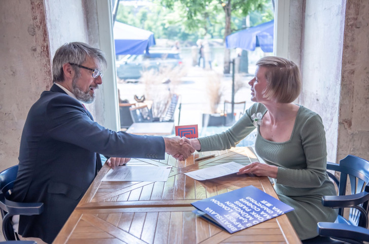 © Anastasiia Artemyak