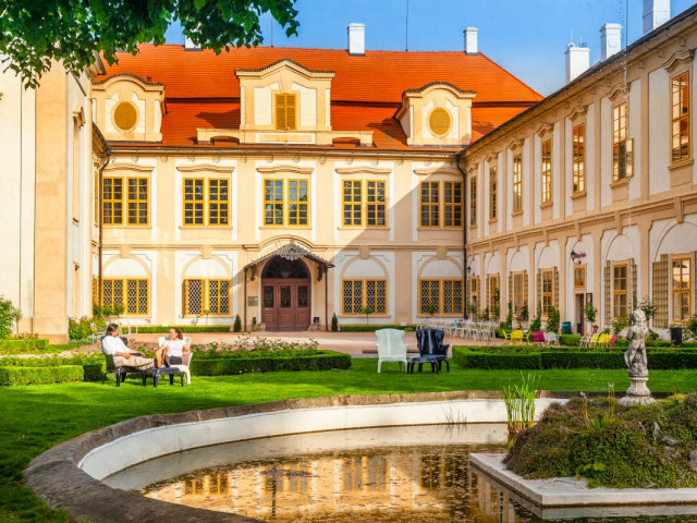 Czech Centers Partner - Loučeň Castle