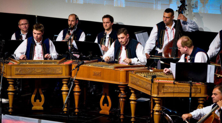 Cimbálová muzika Harafica slavila úspěchy v Americe, v Českém centru New York krajany rozezpívala