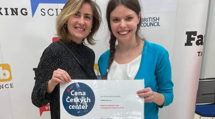 Kristýna Holanová získala cenu Českých center ve FameLab 2021 © Alena Kopečná