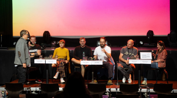 Debata © IDU-SoundCzech