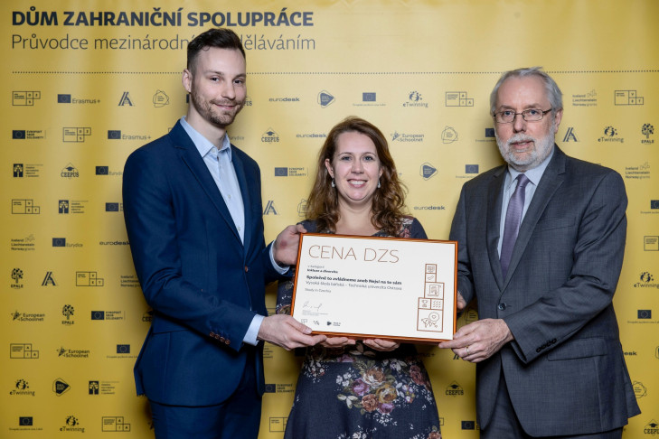 © Dům zahraniční spolupráce